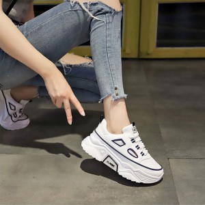 Giày thể thao nữ phản quang 10404