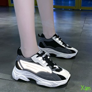 Giày thể thao nữ độn gót 10467