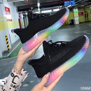 Giày thể thao vải dệt nữ 10968