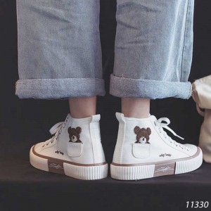 Giày thể thao cổ cao hình gấu nữ 11330
