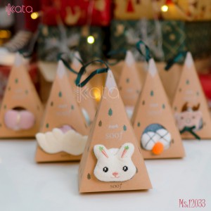 Hộp quà tam giác,hộp quà tất ( chỉ hộp )12033