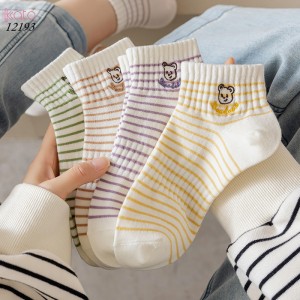 Tất vớ cổ ngắn ,tất cotton chất liệu tốt thoáng khí thêu hình nữ 12193
