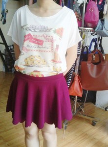 Áo thun cánh dơi hình bánh