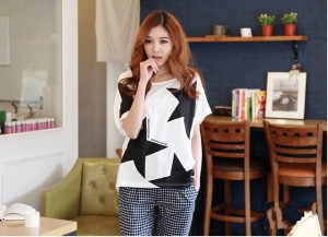 Áo thun hình ngôi sao màu đen