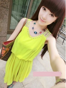 Váy đầm mulet đính hạt màu vàng