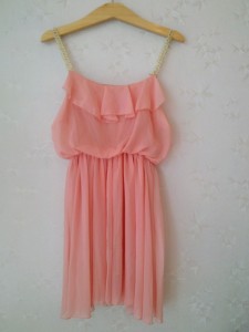 Váy đầm chiffon hai dây màu hồng