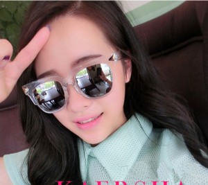 Mắt kính gọng trong mắt trắng 5556