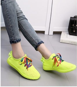 Giày thể thao 8260