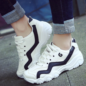 Giày thể thao 8477