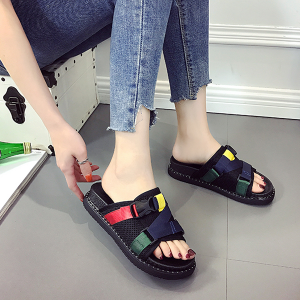 Dép ( quai đen ) 8975