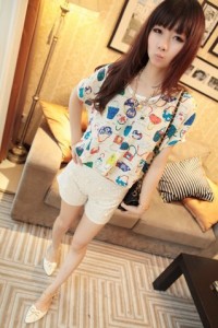 T-shirt ngắn tay hình túi