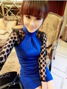 Đầm ôm cổ cao màu xanh