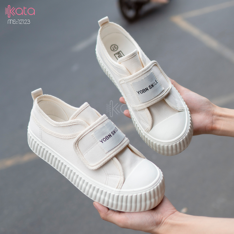 Giày vải khóa dán nữ, giày dạo phố sinh viên phong cách Hàn Quốc 12123