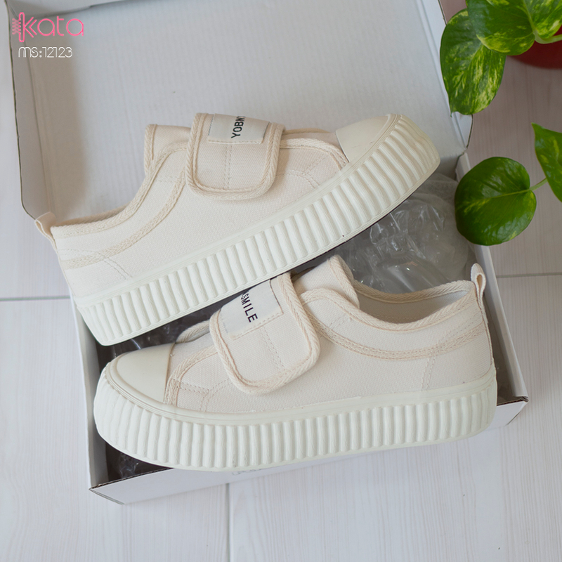 Giày vải khóa dán nữ, giày dạo phố sinh viên phong cách Hàn Quốc 12123