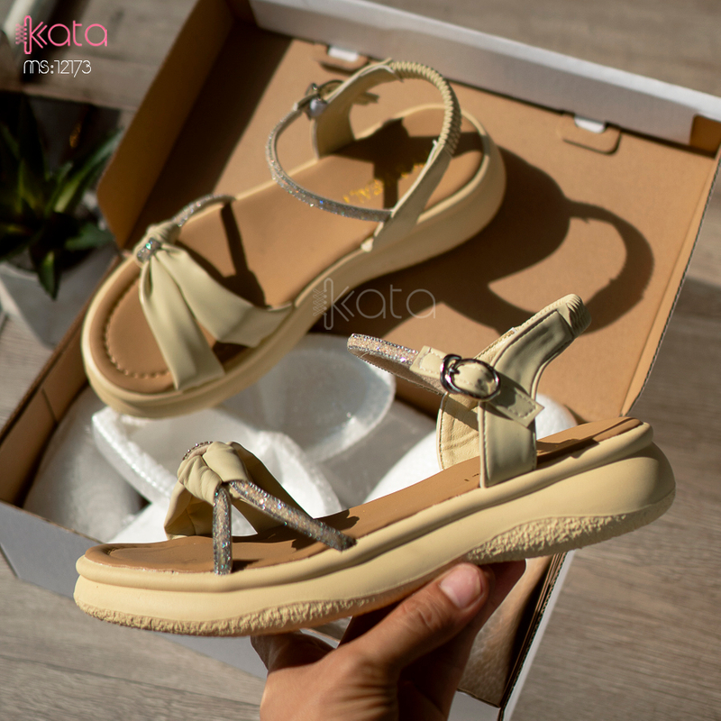 Dép sandal khóa cài nữ mùa hè đế bằng 12171
