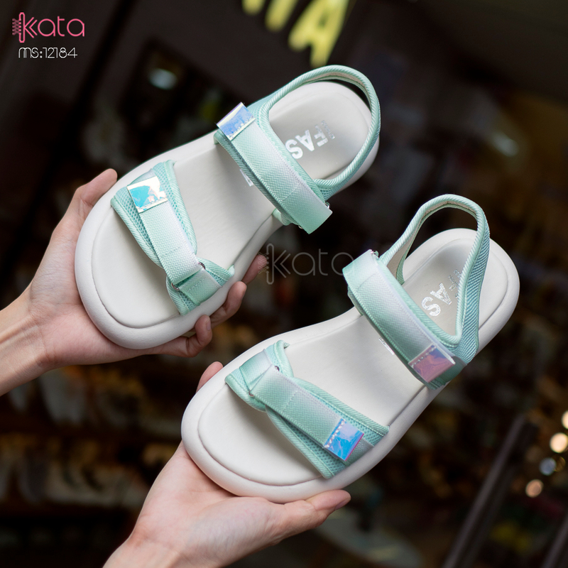 Dép sandal nữ khóa dán phong cách thể thao mùa hè đế bằng 12185