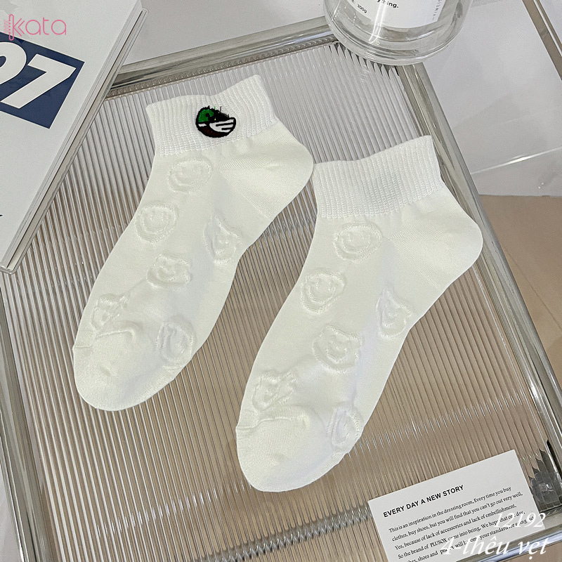 Tất vớ cổ ngắn ,tất cotton thoáng khí thêu hình nữ 12192