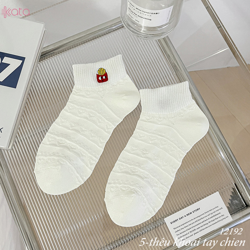 Tất vớ cổ ngắn ,tất cotton thoáng khí thêu hình nữ 12192