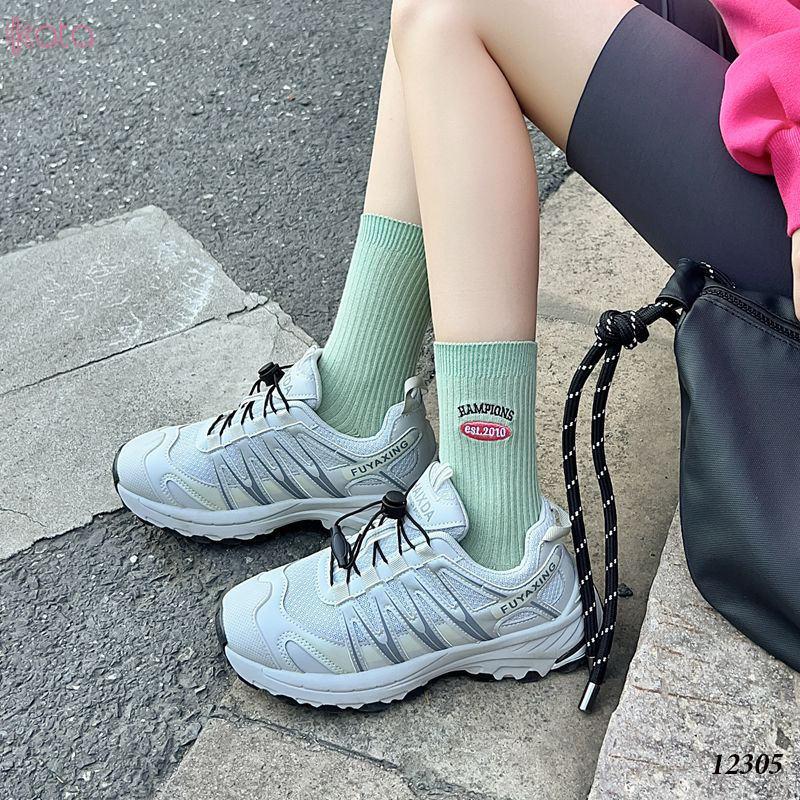 Tất giữa bắp chân,tất cotton thêu,phối màu cá tính Nữ 12305