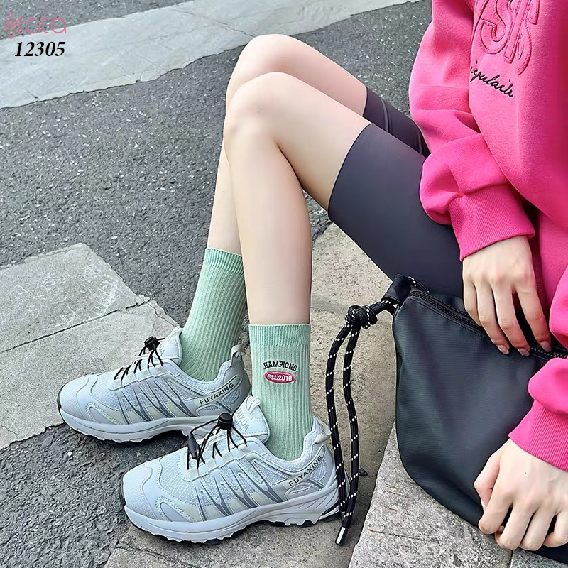 Tất giữa bắp chân,tất cotton thêu,phối màu cá tính Nữ 12305
