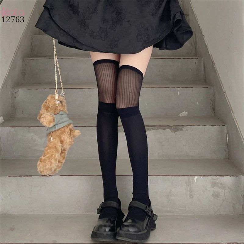 Tất đùi mỏng trên đầu gối,tất JK lolita hot girl lụa đen sọc dọc xuân hè nữ 12763