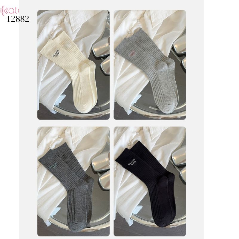 Tất thêu cao cấp phong các Hàn Quốc,vớ bông giữa bắp chân 12882